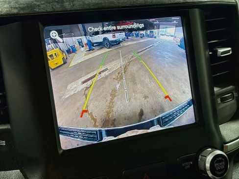 Used 2019 RAM 1500 Big Horn AWD/4WD image 13