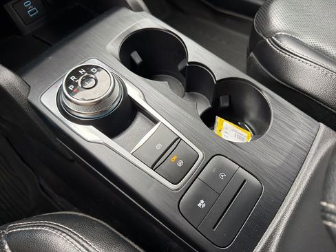 Used 2022 Ford Escape SEL image 27