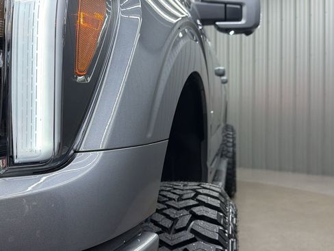 Used 2025 Ford F150 Lariat image 13