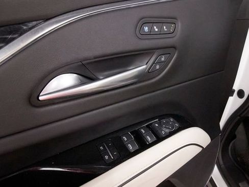 Used 2022 Cadillac Escalade Sport w/ Touring Package AWD/4WD image 12