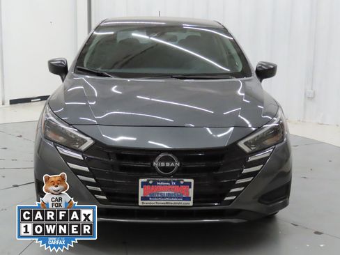 Used 2025 Nissan Versa S w/ Trunk Package image 8