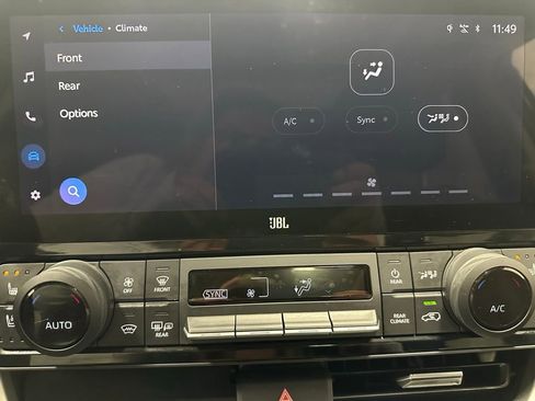 Used 2025 Toyota Grand Highlander AWD image 31