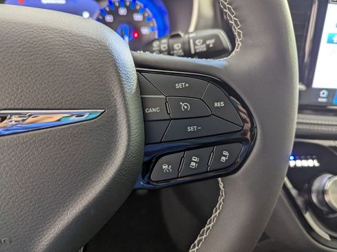 New 2026 Chrysler Pacifica Select w/ S Appearance Package image 21