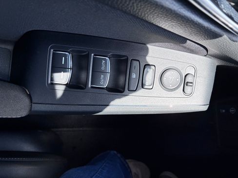 Used 2024 Honda Civic Sport image 13