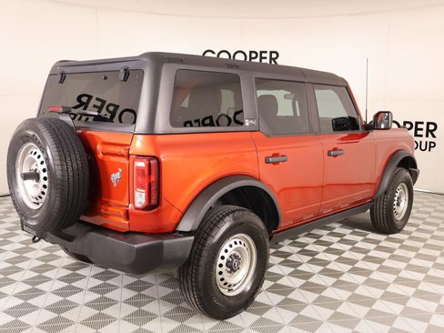 Used 2022 Ford Bronco 4-Door AWD/4WD image 19