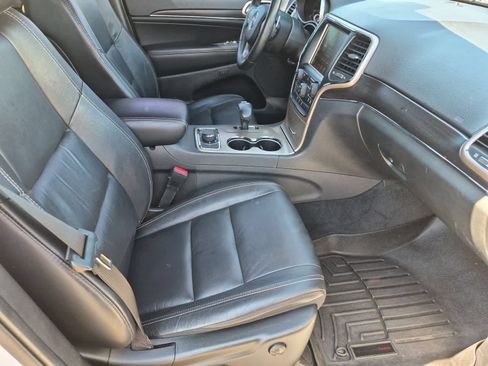 Used 2015 Jeep Grand Cherokee Limited AWD/4WD image 22