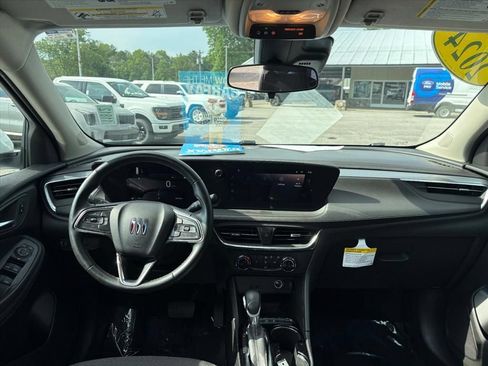 Used 2024 Buick Encore GX Preferred FWD image 8