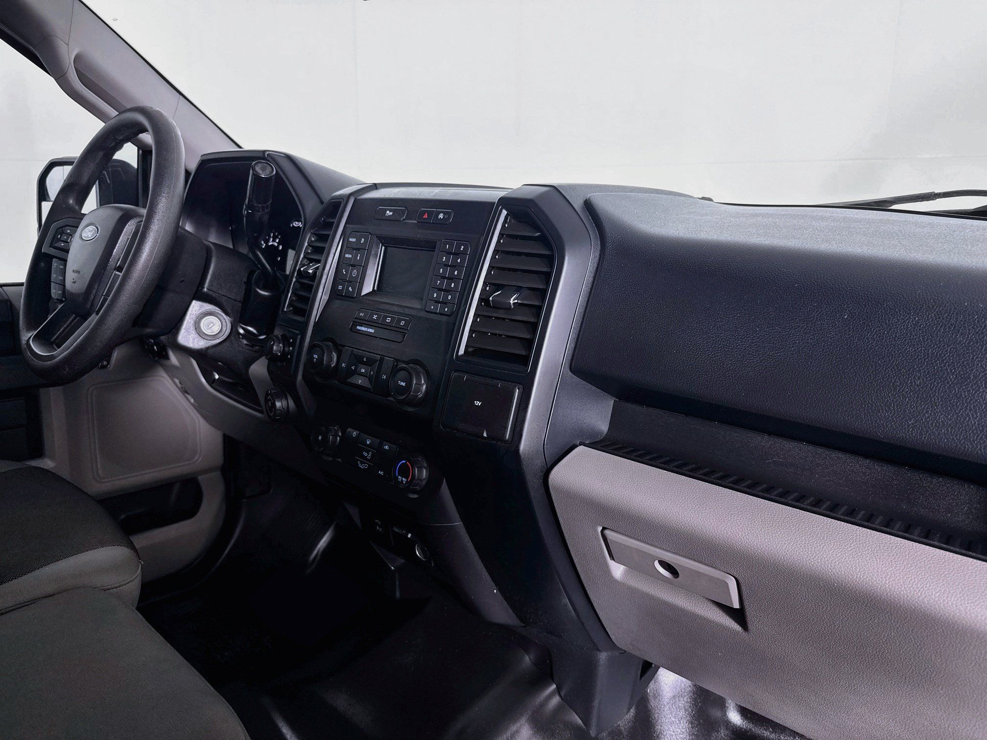 Used 2020 Ford F150 XL w/ Equipment Group 101A Mid AWD/4WD image 26