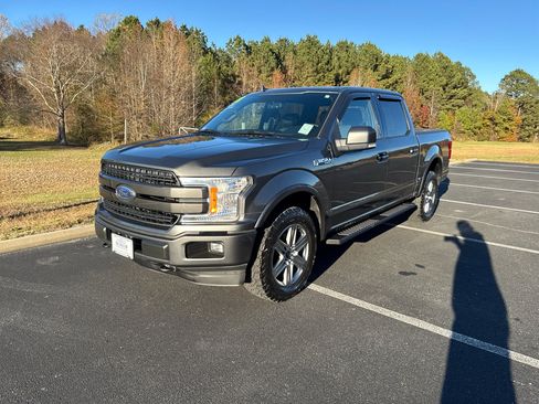 Used 2018 Ford F150 Lariat image 13