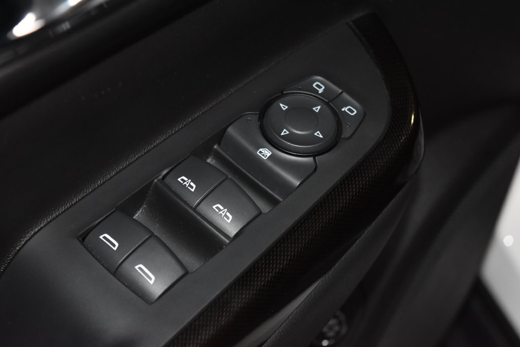 Used 2023 GMC Acadia AT4 w/ Trailering Package AWD/4WD image 5
