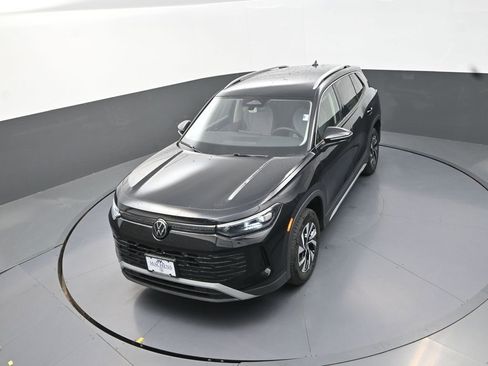 New 2026 Volkswagen Tiguan S AWD/4WD image 15