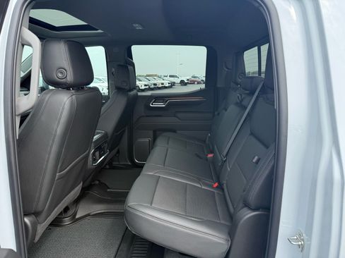 Used 2026 GMC Sierra 1500 Denali w/ Denali Reserve Package AWD/4WD image 22