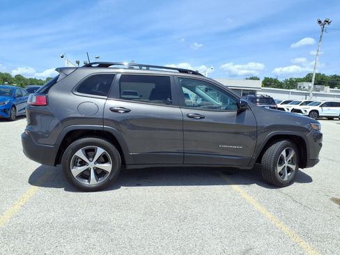 Used 2022 Jeep Cherokee Limited AWD/4WD image 33