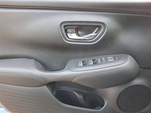 Used 2024 Honda HR-V Sport image 12