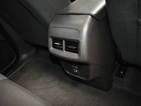 Used 2023 Chevrolet Equinox LT AWD/4WD image 29