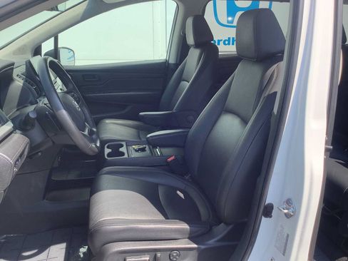 Used 2025 Honda Odyssey EX-L image 11
