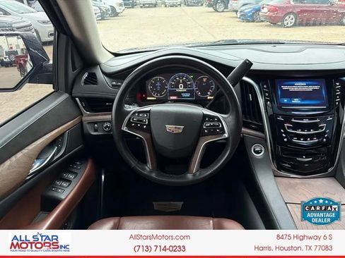 Used 2015 Cadillac Escalade Luxury AWD/4WD image 26