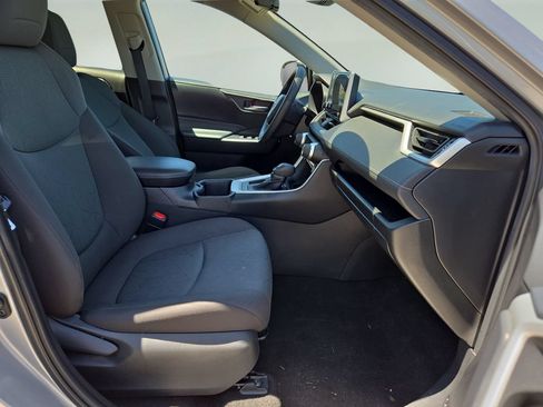 Used 2023 Toyota RAV4 XLE FWD image 27