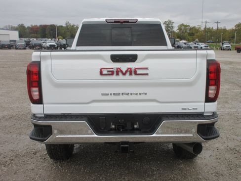New 2026 GMC Sierra 3500 SLE w/ SLE Value Package image 6