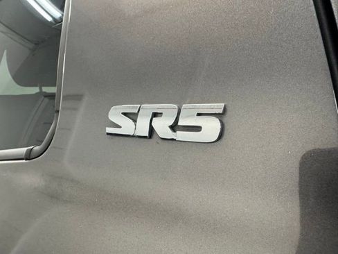 Used 2012 Toyota Tundra 4x4 Double Cab w/ TRD Off-Road Pkg image 31