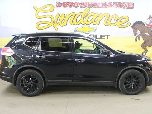 Used 2016 Nissan Rogue SL AWD/4WD image 1