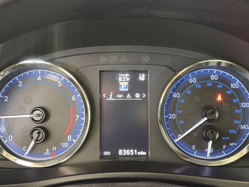 Used 2019 Toyota Corolla SE FWD image 15