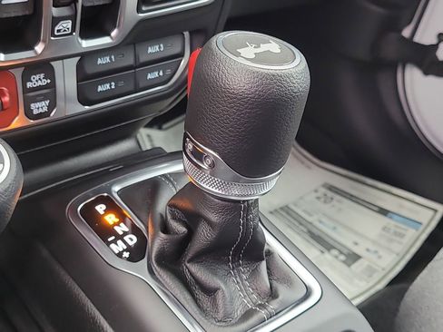 New 2025 Jeep Wrangler Unlimited Rubicon image 24