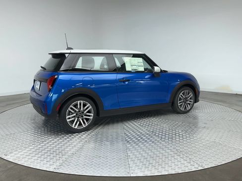 New 2026 MINI Cooper 2-Door Hardtop FWD image 8