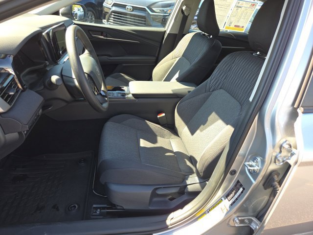 Used 2026 Toyota Camry LE FWD image 9