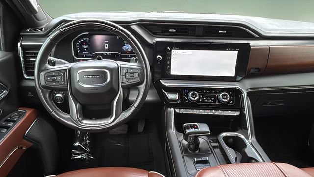 Used 2023 GMC Sierra 1500 Denali Ultimate AWD/4WD image 9