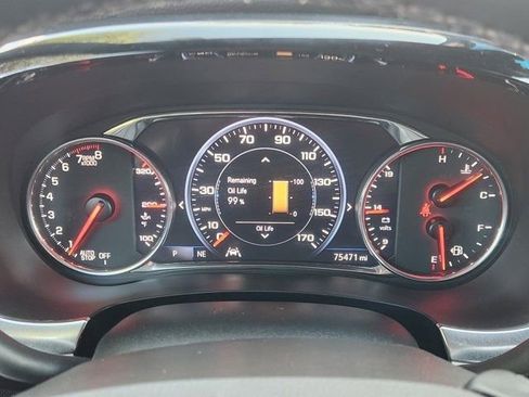 Used 2023 Chevrolet Traverse Premier w/ LPO, Floor Liner Package image 7