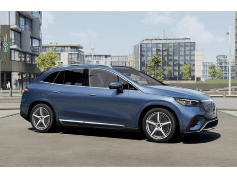 New 2026 Mercedes-Benz EQE 320 4MATIC SUV image 13