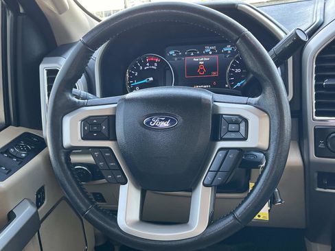 Used 2018 Ford F350 Lariat w/ Lariat Value Package image 8