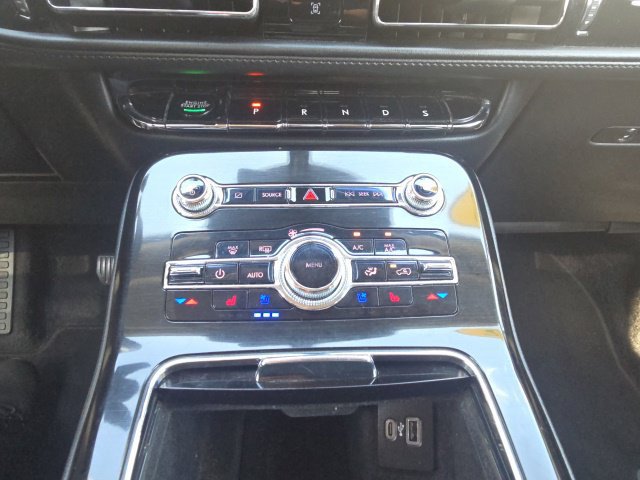 Certified 2023 Lincoln Nautilus Reserve AWD/4WD image 23
