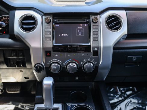 Used 2018 Toyota Tundra SR5 w/ SR5 Upgrade Package image 13