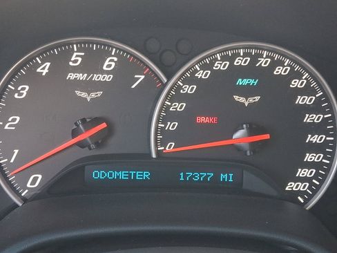 Used 2005 Chevrolet Corvette Convertible w/ Preferred Equipment Group image 18