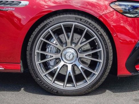 New 2025 Mercedes-Benz E 53 AMG e 4MATIC Sedan image 10