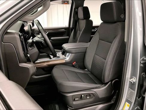 Used 2024 Chevrolet Silverado 3500 LT w/ Convenience Package image 20