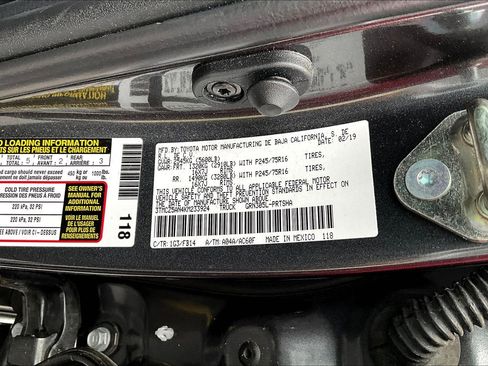 Used 2019 Toyota Tacoma SR w/ SR Convenience Package AWD/4WD image 17