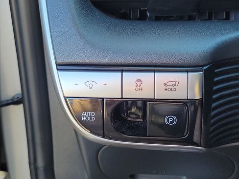 Used 2023 Hyundai Ioniq 5 Limited AWD/4WD image 12