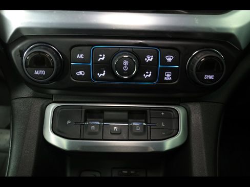 Used 2023 GMC Acadia SLE w/ Driver Convenience Package image 24