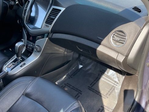 Used 2013 Chevrolet Cruze LT FWD image 21