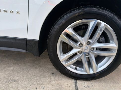 Used 2019 Chevrolet Equinox Premier image 36