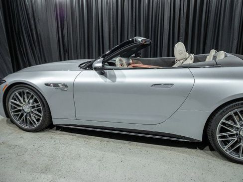 New 2026 Mercedes-Benz SL 63 AMG 4MATIC image 6