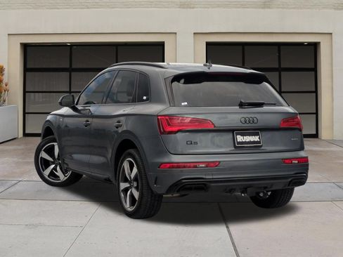 Used 2023 Audi Q5 2.0T Premium Plus w/ Premium Plus Package AWD/4WD image 2