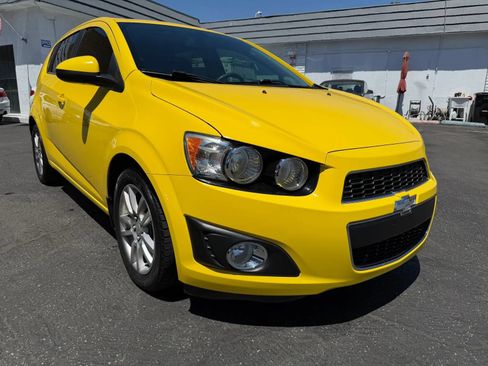 Used 2016 Chevrolet Sonic LT w/ LT Promotional Package FWD image 7