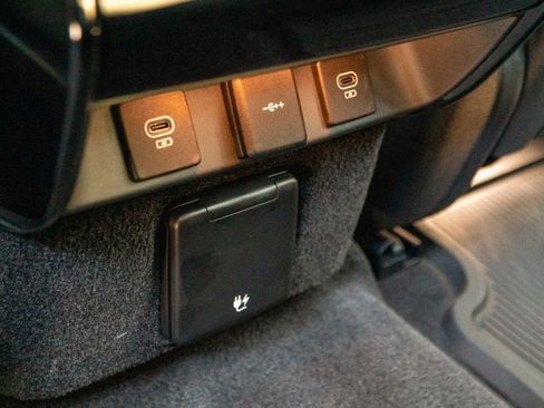 Used 2023 Land Rover Range Rover Sport First Edition image 22