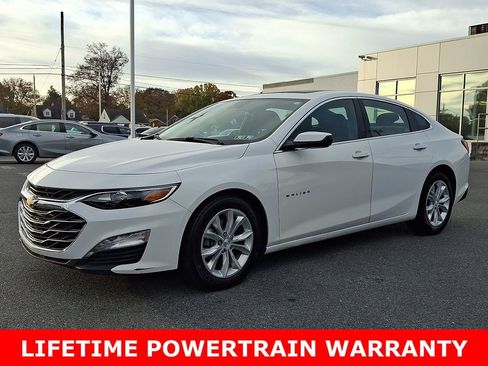 Used 2024 Chevrolet Malibu LT image 3