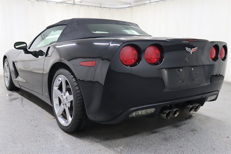 Used 2008 Chevrolet Corvette Convertible w/ Preferred Equipment Group RWD image 7