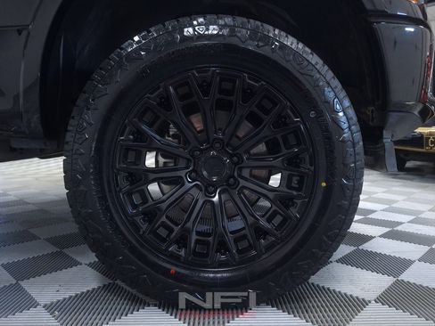 Used 2019 Ford F150 XLT w/ Equipment Group 302A Luxury AWD/4WD image 55